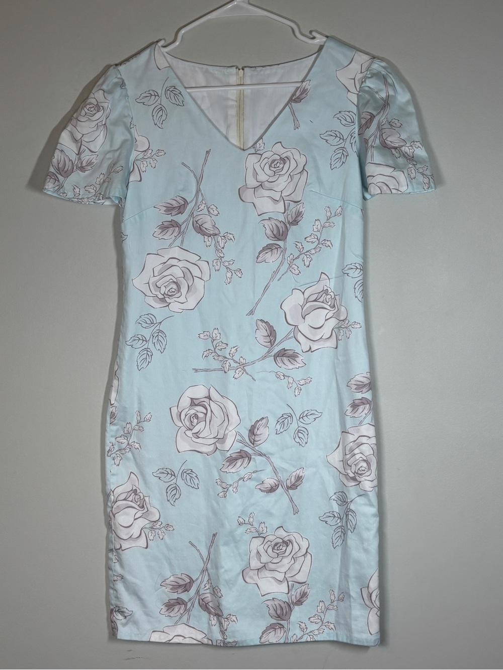 Handmade Light Blue Floral V-Neck Short Sleeve Dress